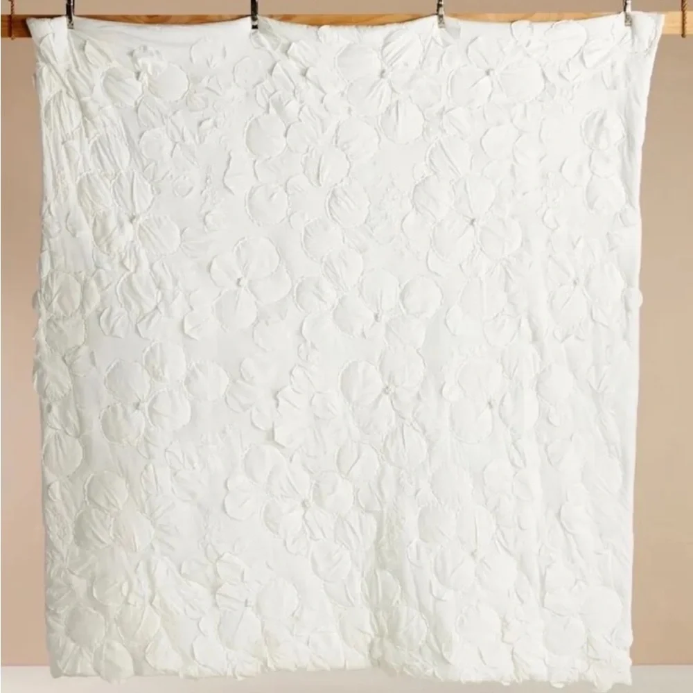 Anthropologie Alyssa Jersey Quilt in White Size Queen NWT